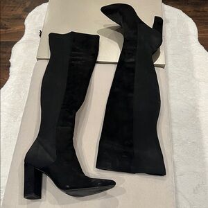 Elegant Black Knee-High Women's Boots